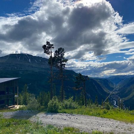 New Apartment, Gausta In Rjukan. Ski In/ Ski Out Экстерьер фото